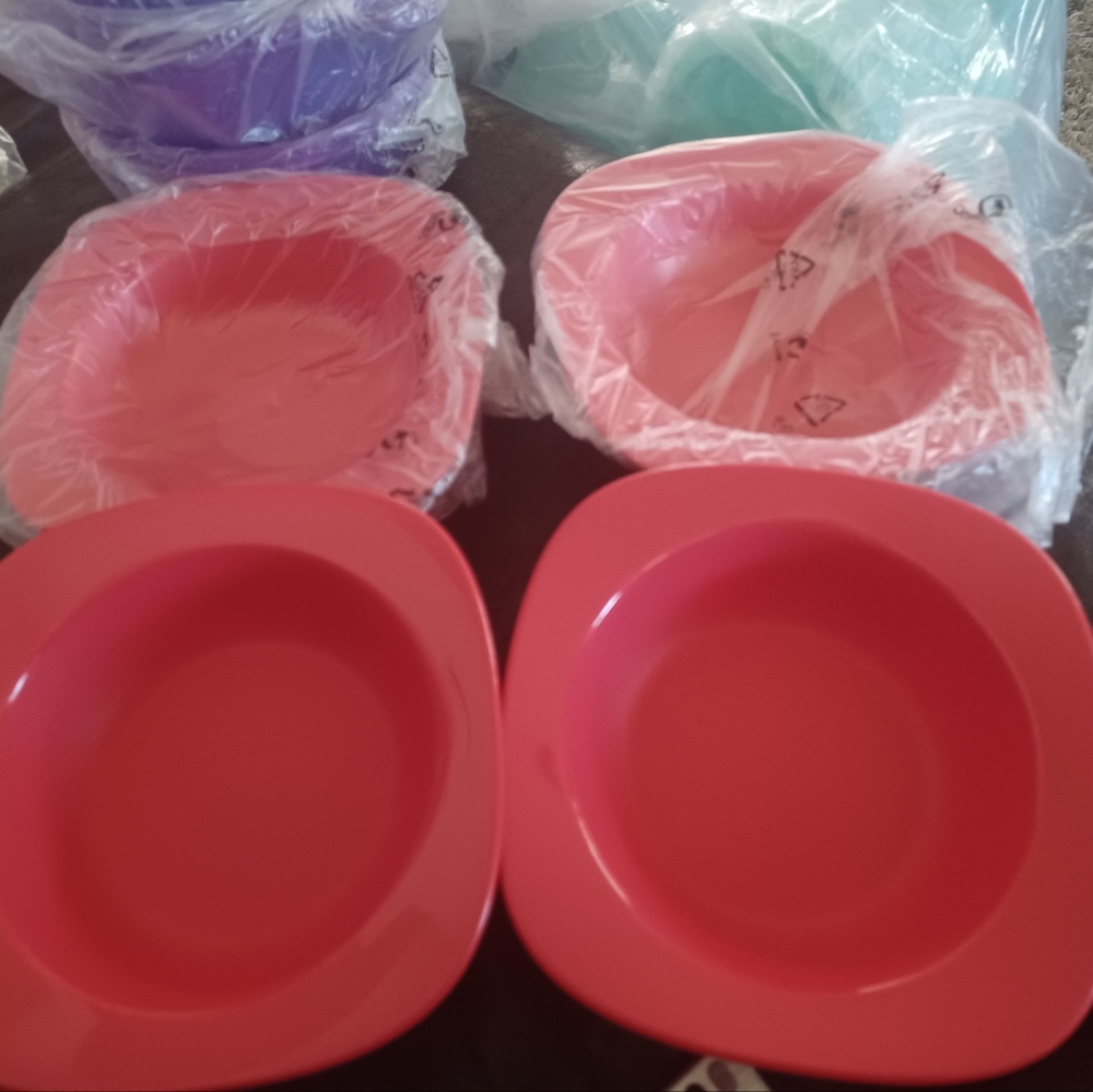 New Tupperware